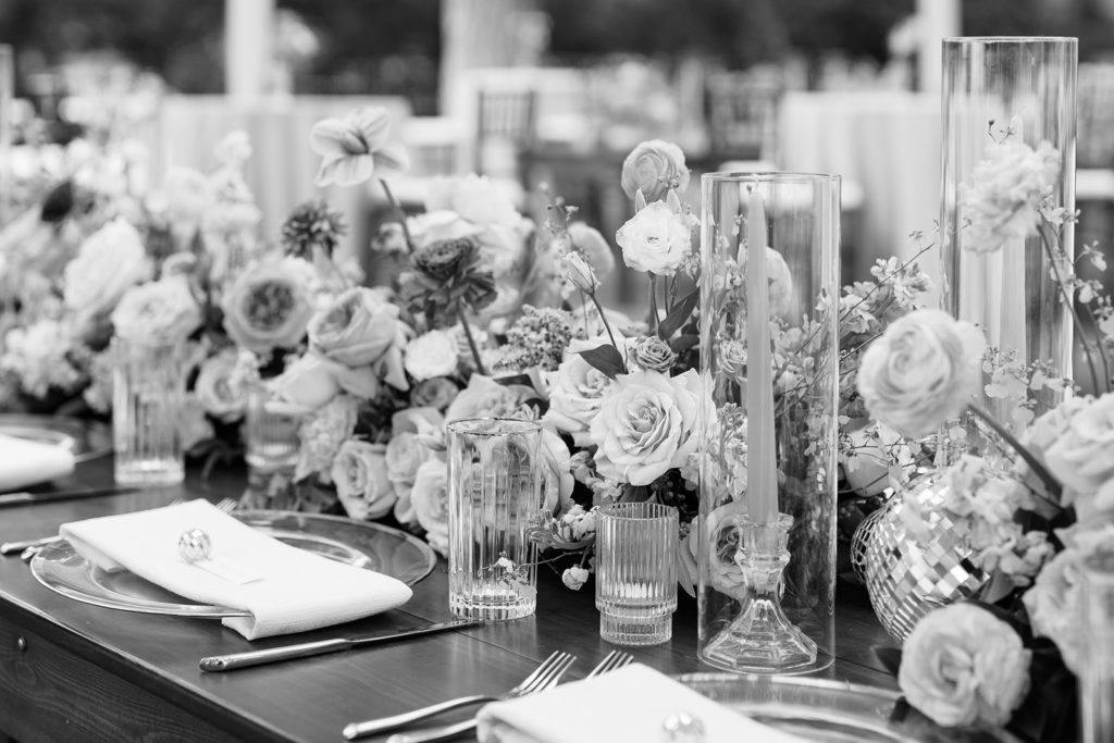 black and white wedding photos of wedding centerpieces 